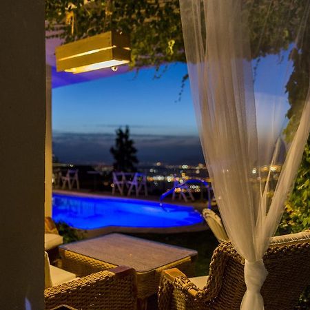 Hotel El Balcon De Las Nieves ลาซูเบีย ภายนอก รูปภาพ