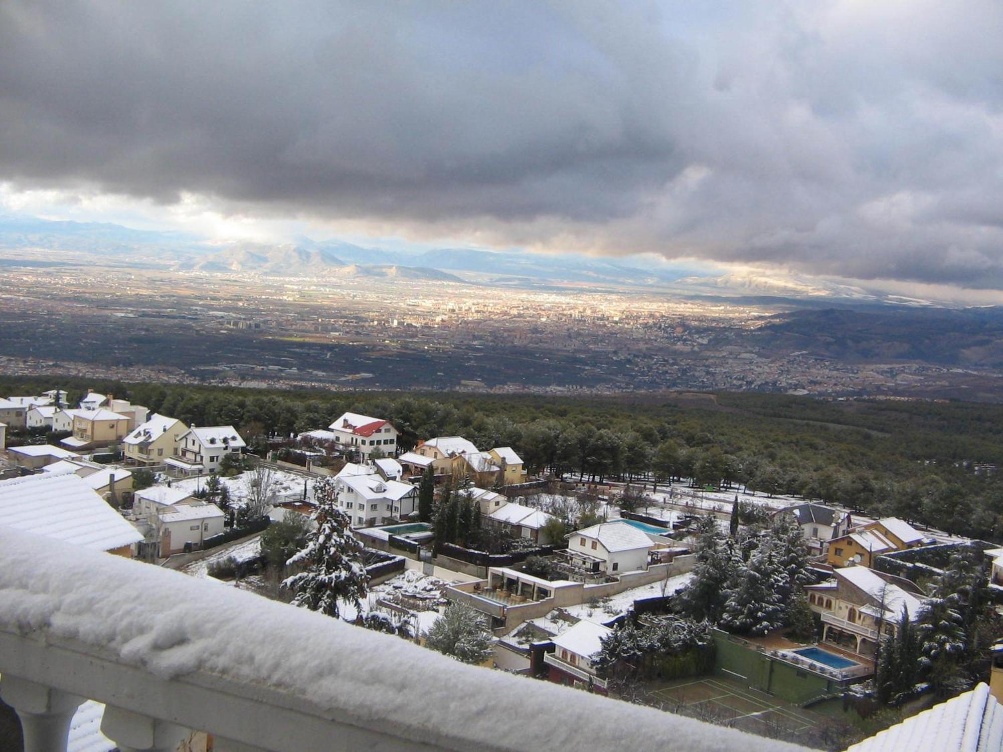 Hotel El Balcon De Las Nieves ลาซูเบีย ภายนอก รูปภาพ