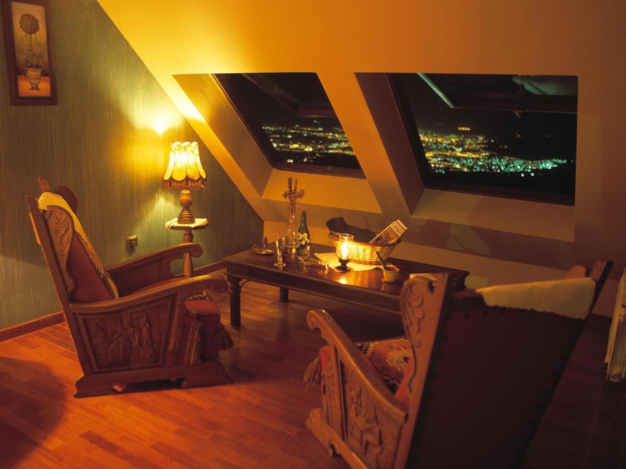 Hotel El Balcon De Las Nieves ลาซูเบีย ภายนอก รูปภาพ