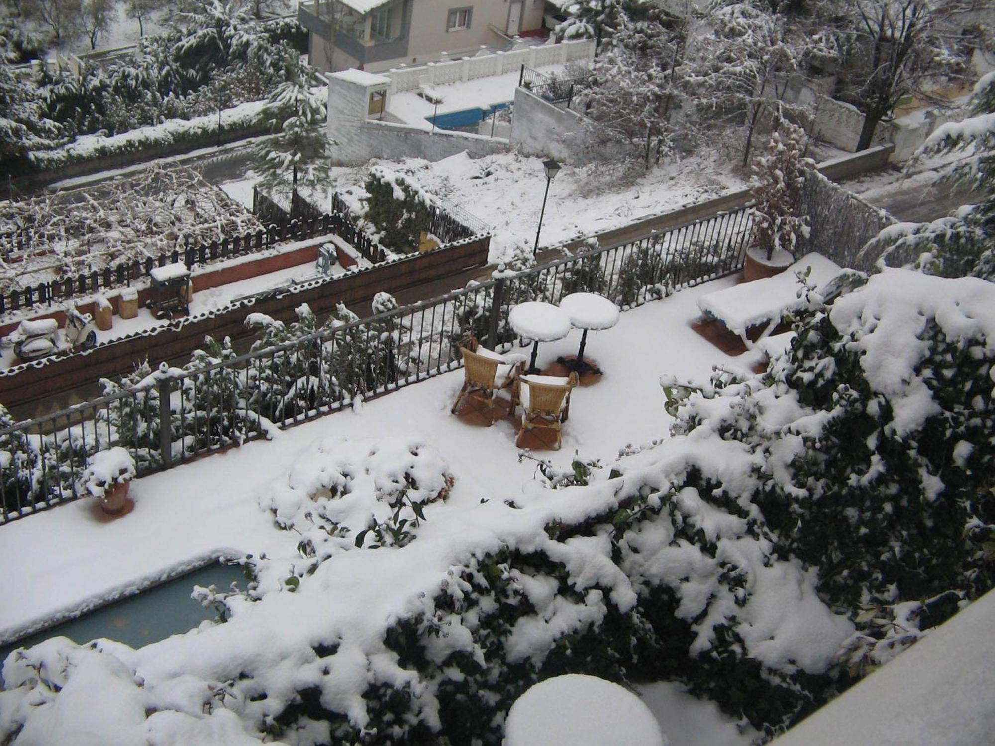 Hotel El Balcon De Las Nieves ลาซูเบีย ภายนอก รูปภาพ