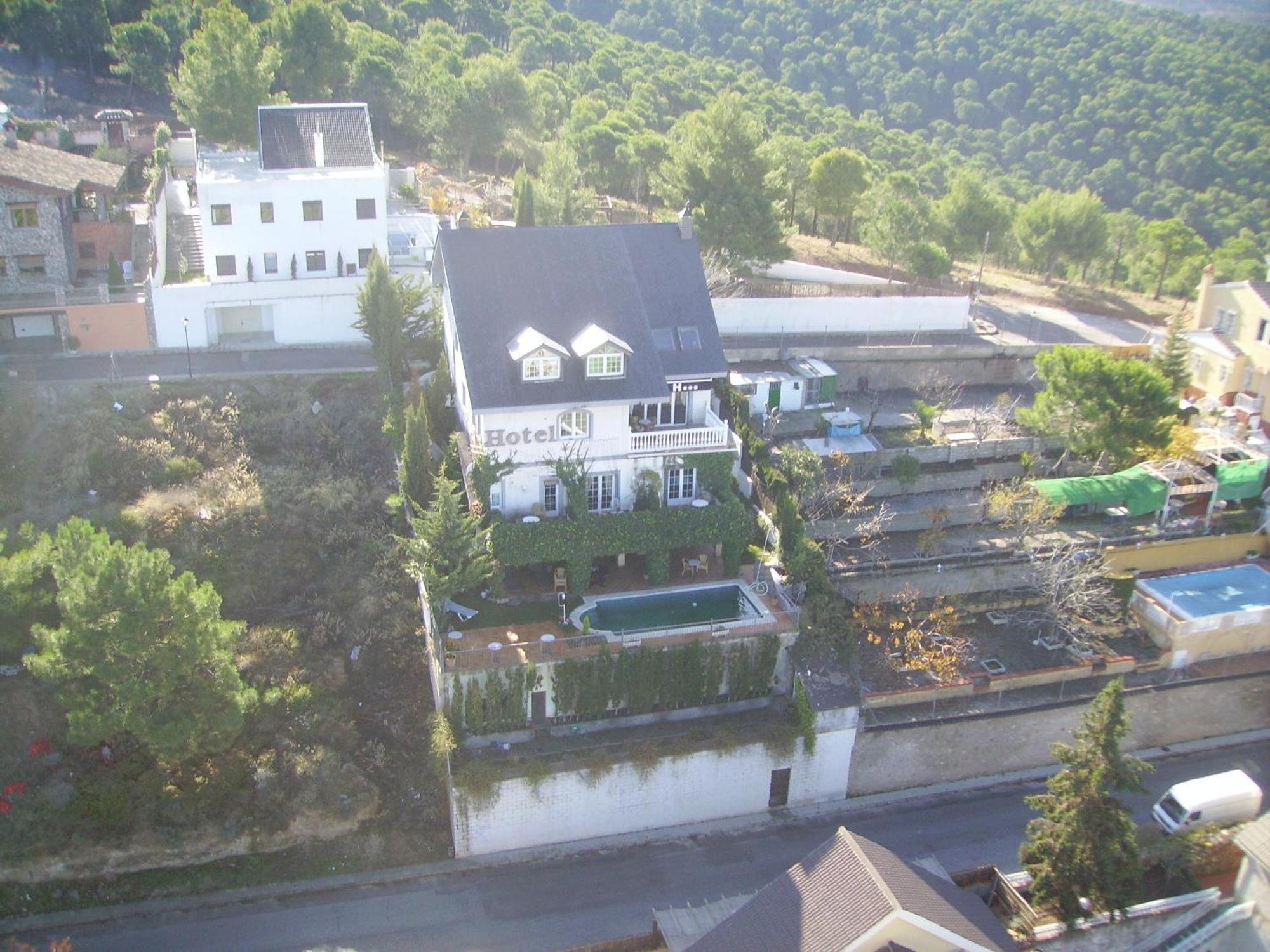 Hotel El Balcon De Las Nieves ลาซูเบีย ภายนอก รูปภาพ