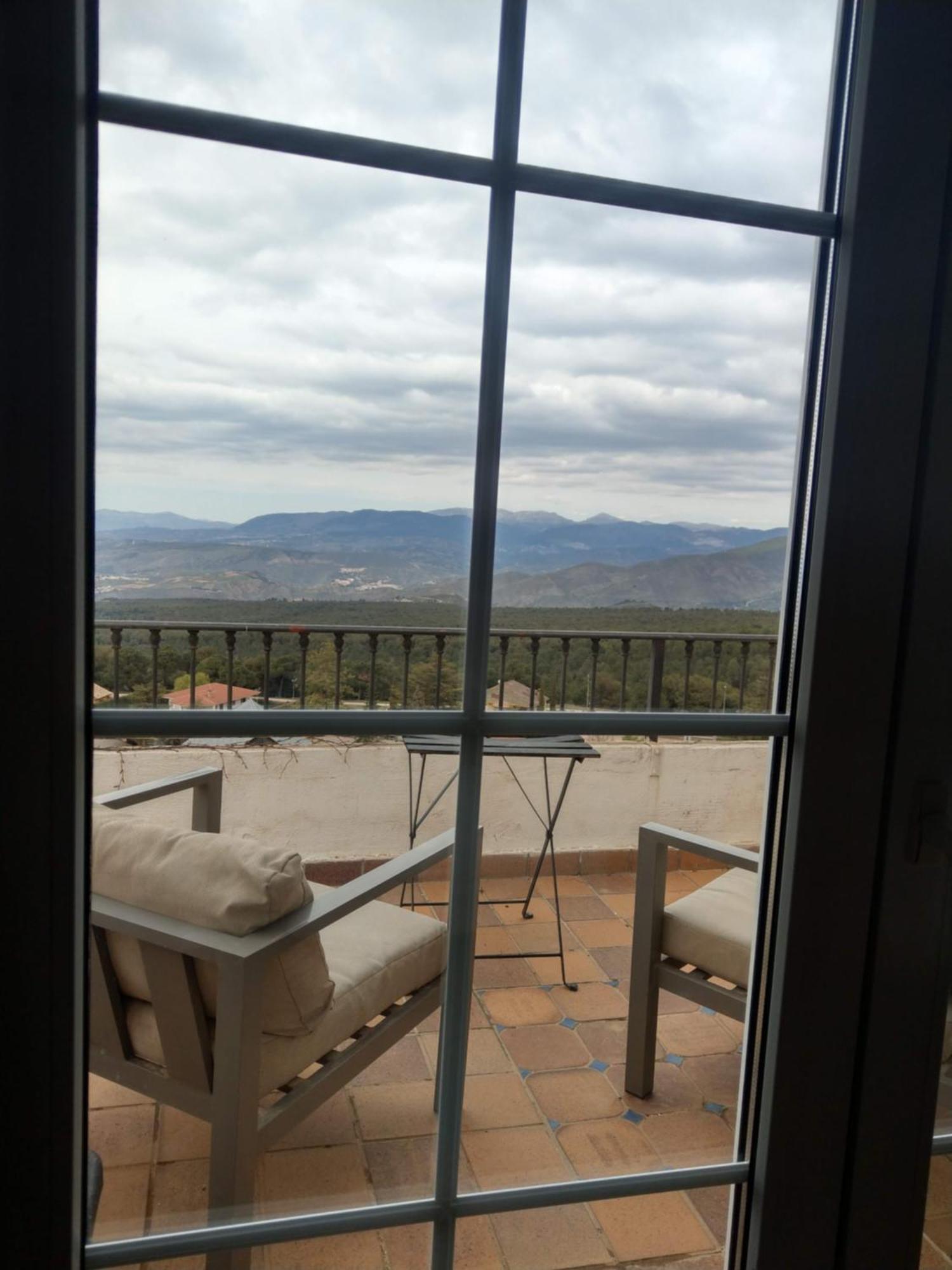 Hotel El Balcon De Las Nieves ลาซูเบีย ภายนอก รูปภาพ