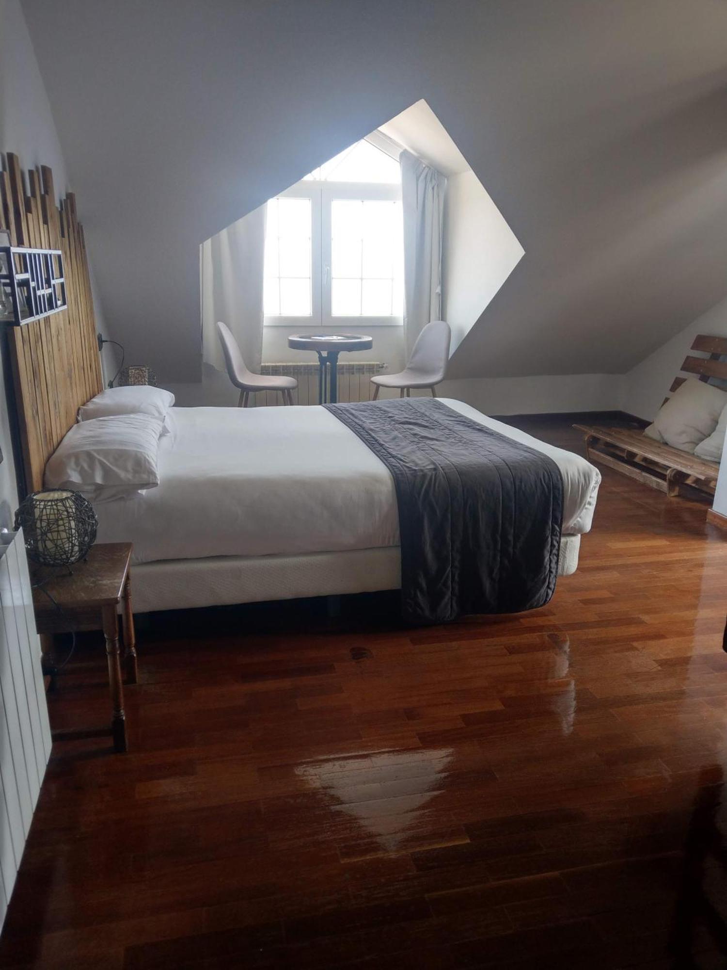 Hotel El Balcon De Las Nieves ลาซูเบีย ภายนอก รูปภาพ